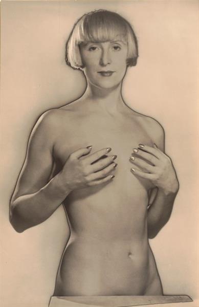 Photo De Suzy Solidor, La Fille Aux Cheveux De Lin, 1929 - Man Ray