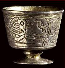 Jelling Beaker, Chalice of Thyra - Arte vikingo