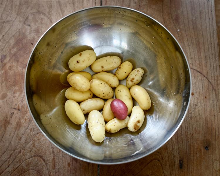 New Potatoes, 2011 - 2015 - Элина Бразерус