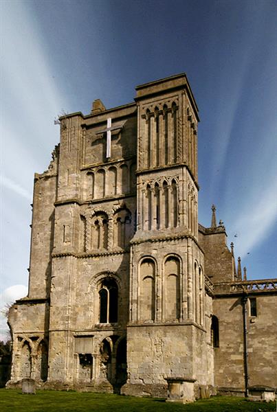 Facade of Malmesbury Abbey, England, 1180 - Romanesque Architecture