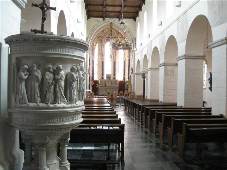 Interior of Church of Saint Anne, Aldeneik, Belgium, c.1150 - Романская архитектура