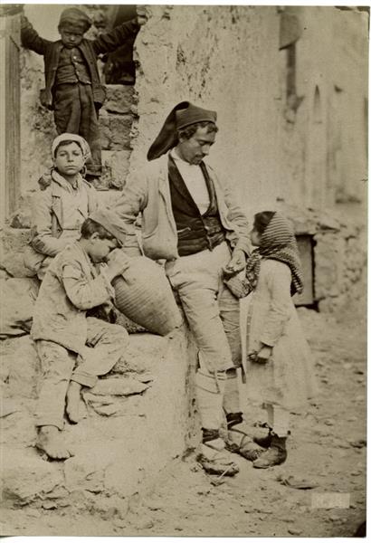 Peasants from Limina, c.1880 - c.1889 - Giuseppe Bruno