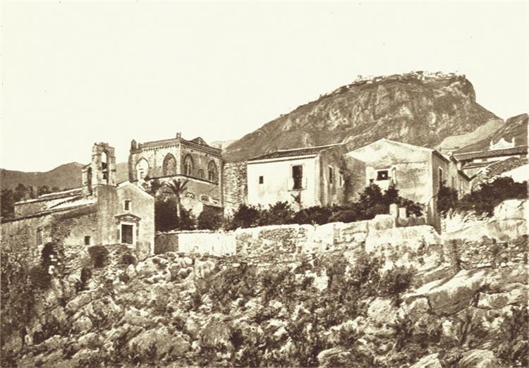 San Michele church and the Palace of the Dukes of Santo Stefano, In the background, Castelmola, c.1885 - c.1890 - Giuseppe Bruno