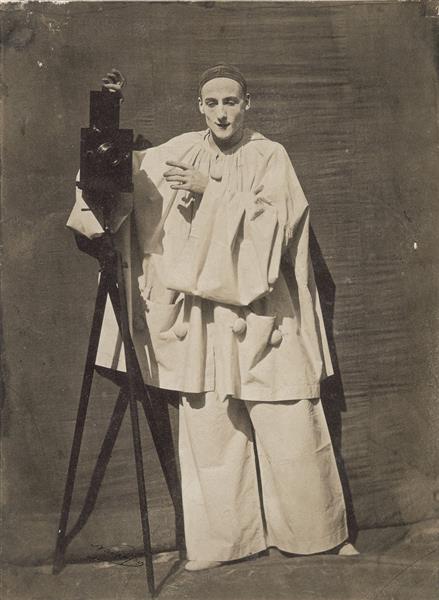 Pierrot the Photographer, 1854 - Félix Nadar