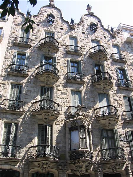 Casa Calvet, 1898 - 1899 - Antoni Gaudí