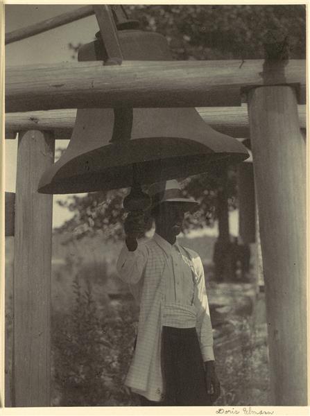 Bell Ringer Outside a Church, c.1920 - 1930 - Doris Ulmann