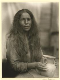 Cherokee Woman with Pot - Doris Ulmann