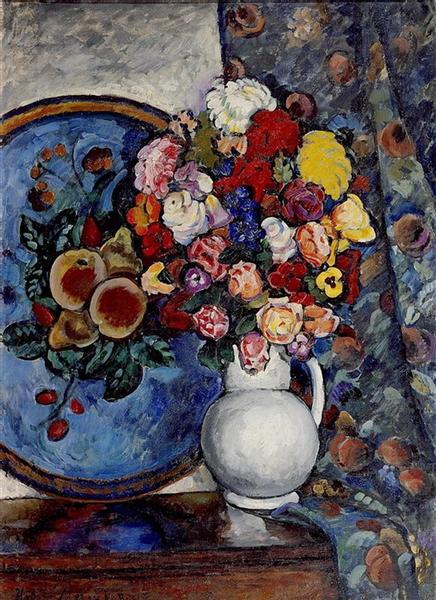 Натюрморт. Цветы в вазе (с подносом), c.1910 - Илья Машков