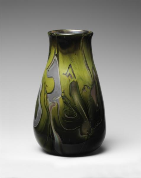 Vase, 1915 - Louis Comfort Tiffany