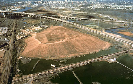 Sky Mound, 1988 - c.2008 - Nancy Holt
